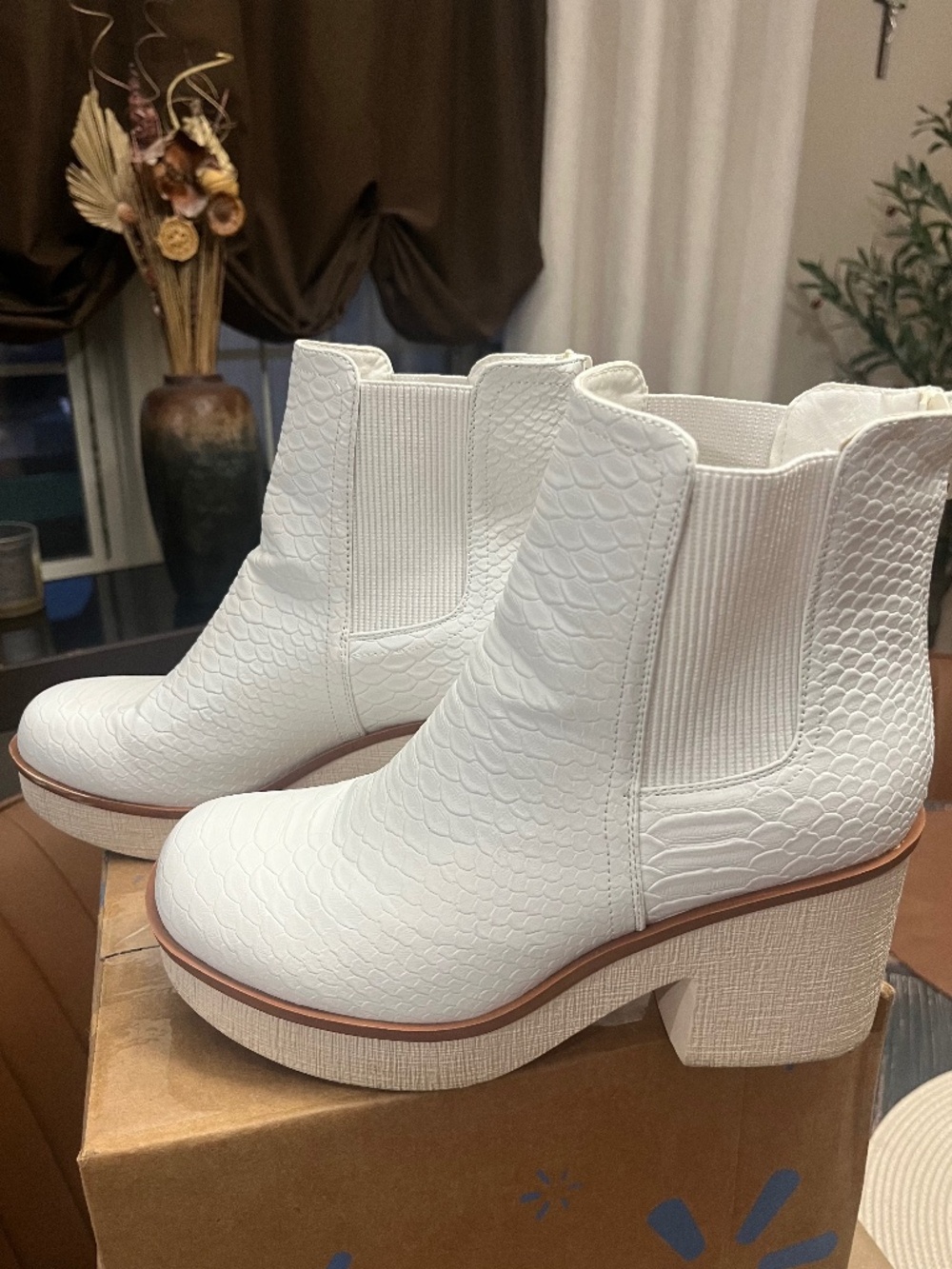 Pierre Dumas Block Heel Boots Size 8
